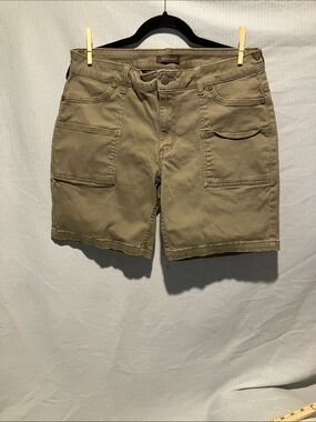 Bit & Bridle tan Cargo Shorts